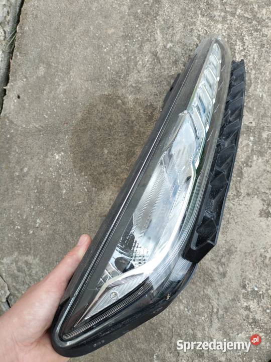 HYUNDAI KONA LED Lampa Prawa USZKODZONA mazowieckie Poświętne