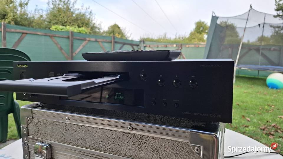 ONKYO C7030 odtwarzacz CD MP3 sprawny ładny stan sprzedam