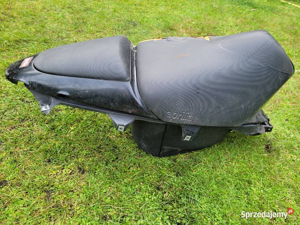 APRILIA SR KANAPA SIEDZENIE NOCNIK