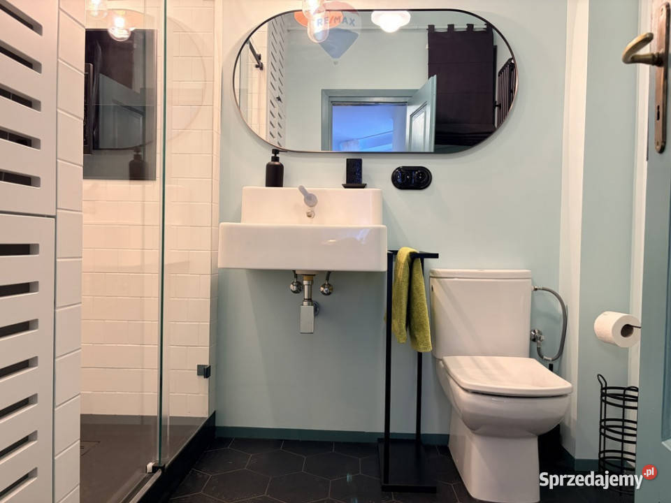 Klimatyczna kawalerka w kamienicy na Powiślu Mieszkania Warszawa