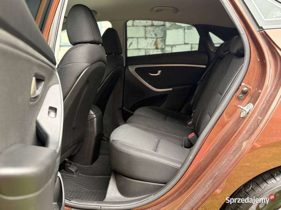 Hyundai I30 GD 14 benzyna Sprytny miejski lakier metallic małopolskie