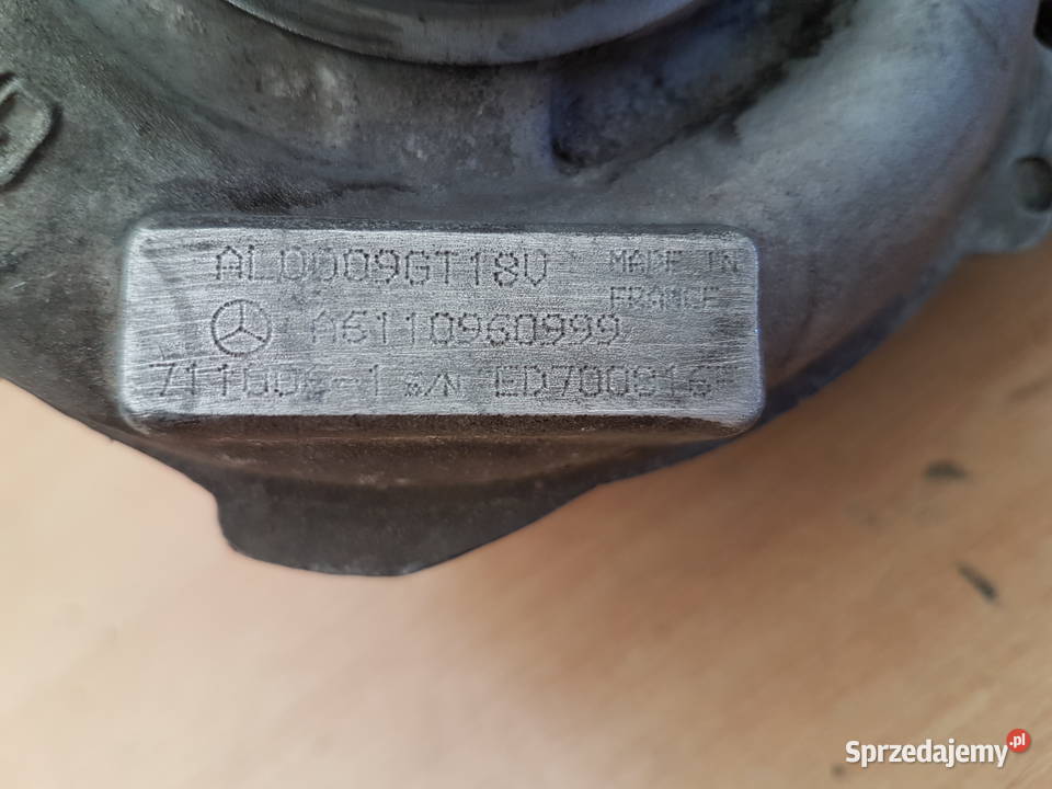 MERCEDES 22 CDI TURBOSPREZARKA TURBO A6110960999 Silniki i osprzęt