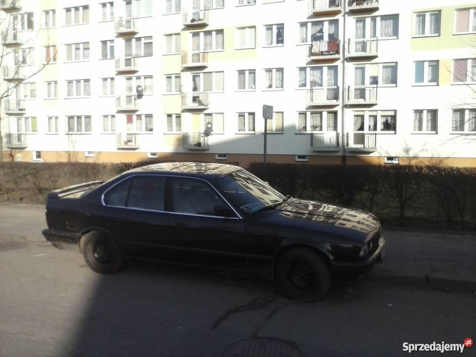 bmw e34 20 150 koni 1994 czarna Chełmża