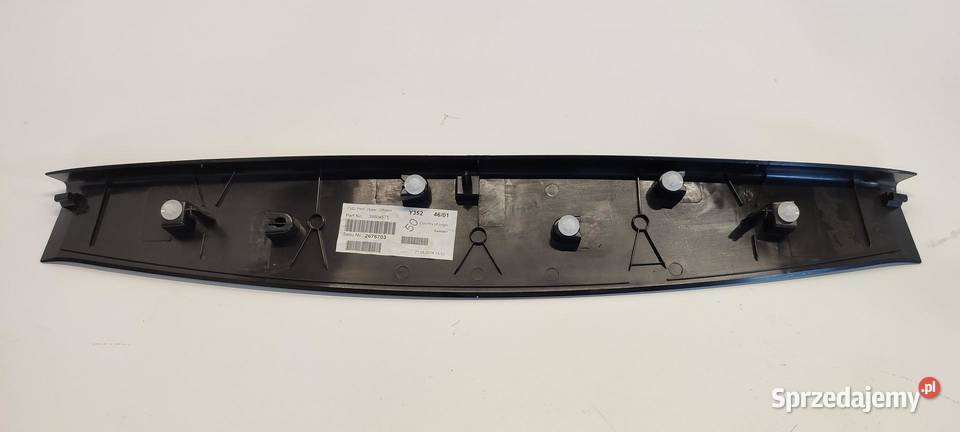 VOLVO V60 OSŁONA KLAPY BAGAŻNIKA 31271471