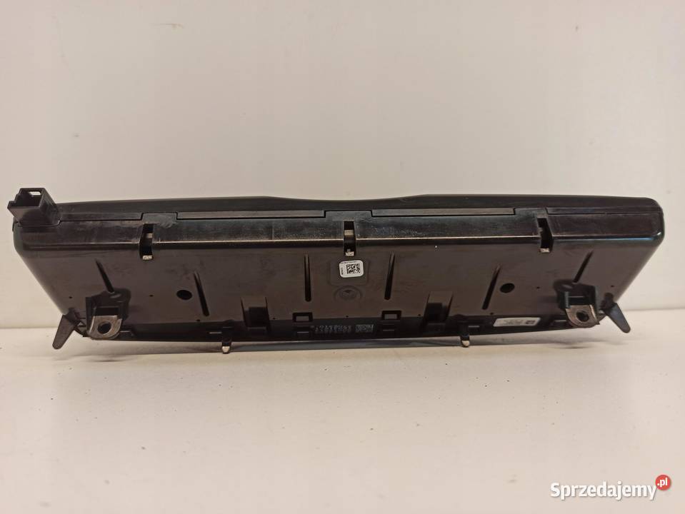MERCEDES W205 PANEL KLIMATYZACJI A2059054806 osobowe Motoryzacja