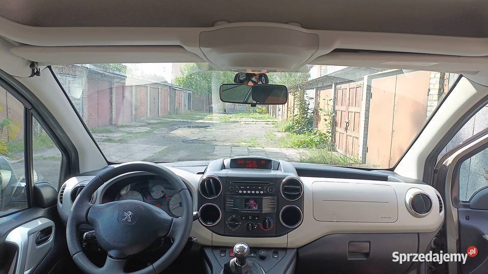 Peugeot Partner 16 HDI 92 2013 R manualna Łódź