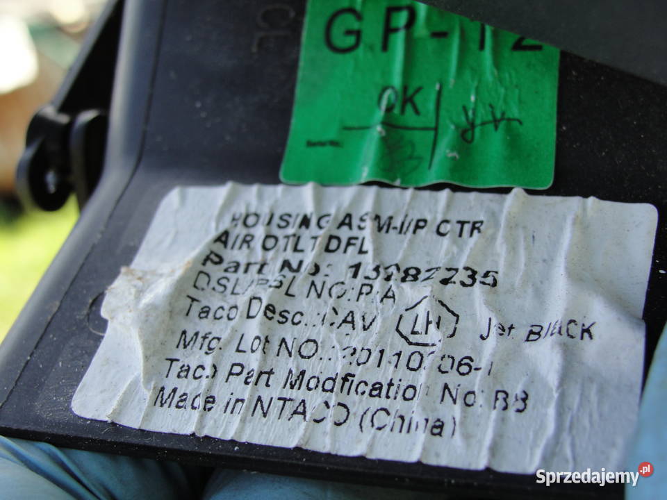 KRATKA NAWIEWU WYŚWIETLACZ OPEL INSIGNIA A