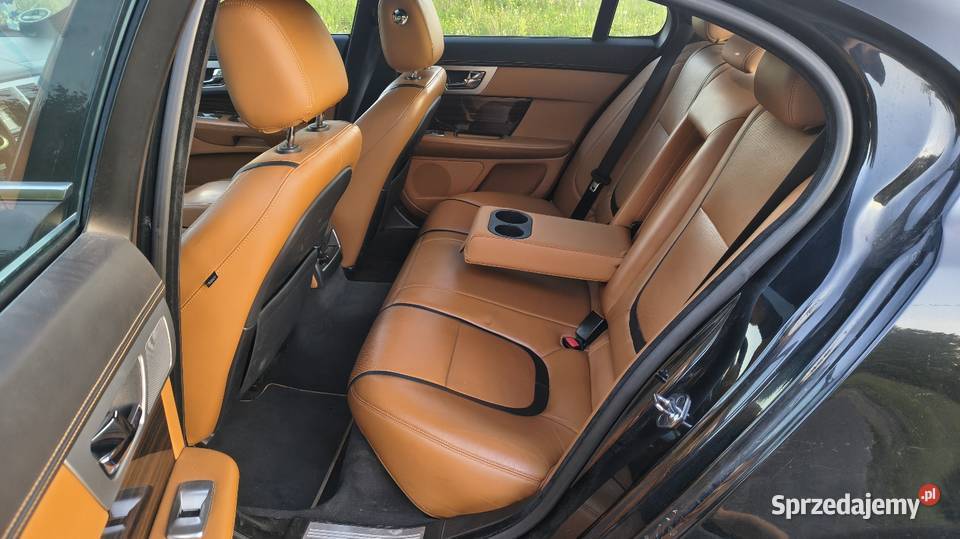 Jaguar XFS 30 diesel 275 Mega wersja 2011r 274000km Toruń