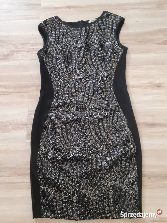 sukienka czarna z cekinami M Mohito ołówkowa