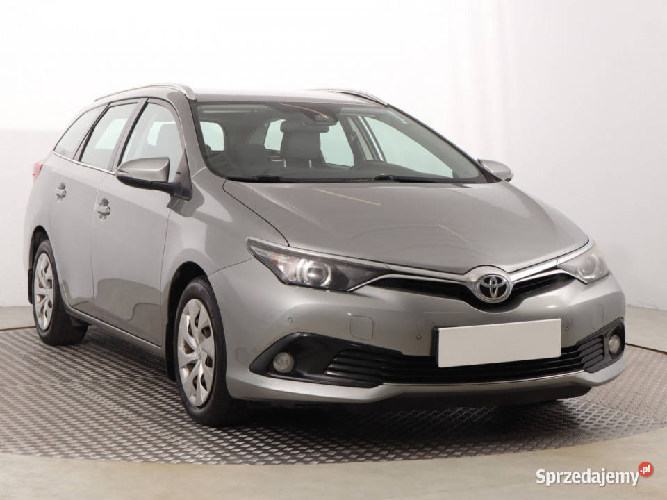 Toyota Auris 16 D4D światła przeciwmgielne Katowice