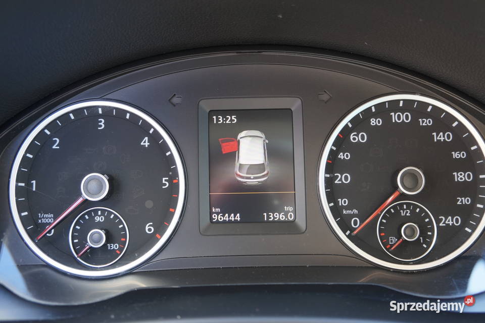 Samochód Volkswagen Tiguan 2015 poduszka powietrzna Osiek