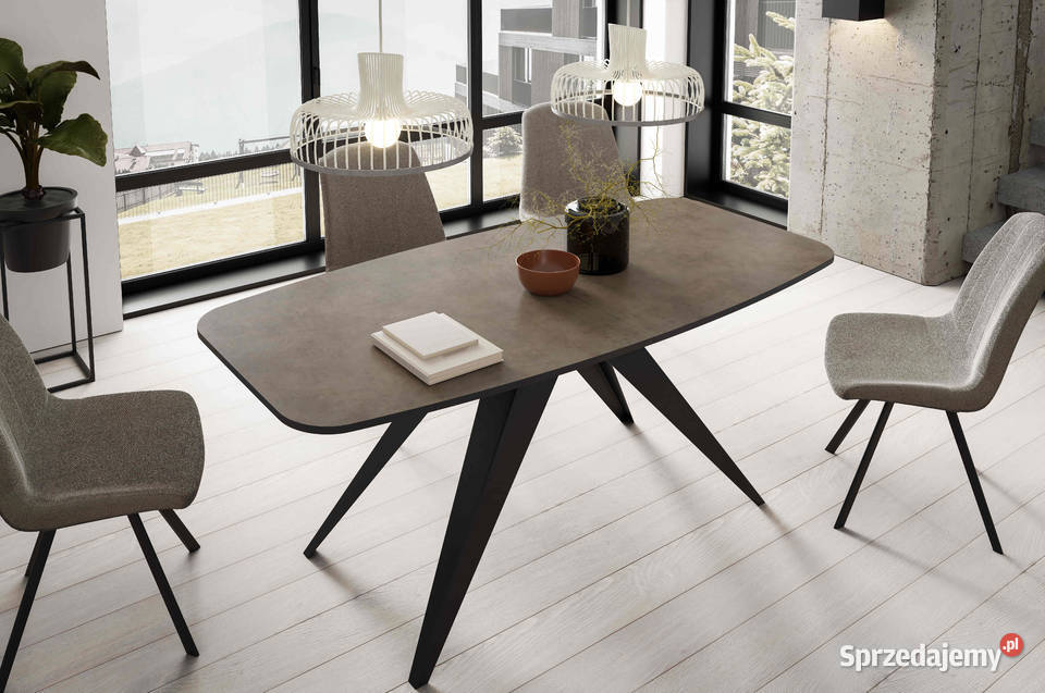 Prostokątny stół rozkładany Ferro różne rozmiary Stoły Tarchały Małe