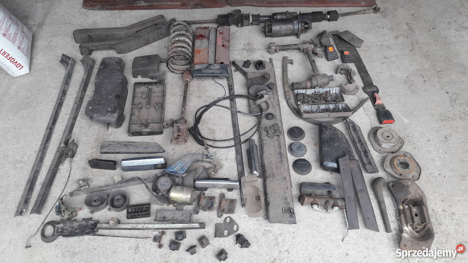 Części fiat 131 mirafiori drzwi wnętrze silnik