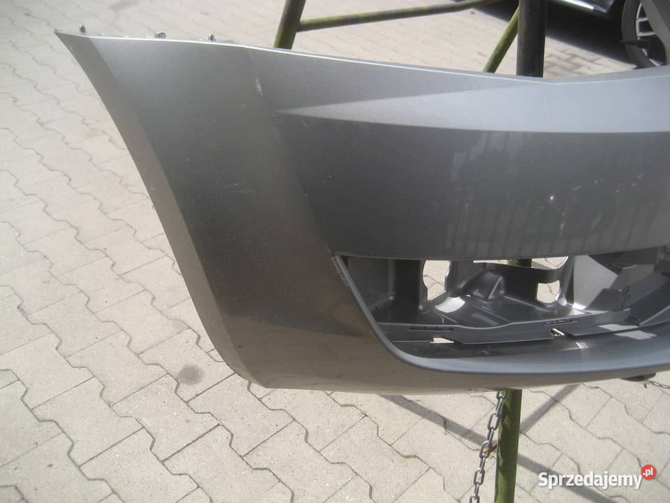 SKODA OCTAVIA 5E0 III 3 ZDERZAK PRZEDNI GRILL Rakoniewice