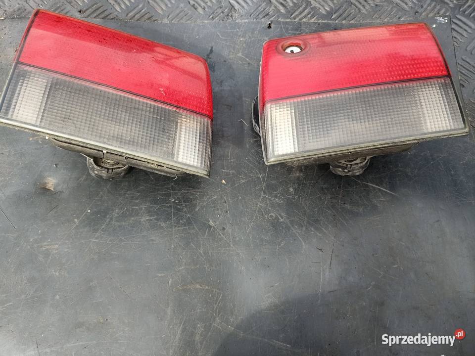 Lampa tył tylna z klapy Saab 93 9802r hatchback osobowe Szczecin