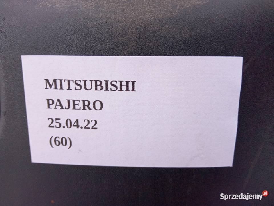 CHLAPACZ TYLNY PRAWY MITSUBISHI PAJERO SPORT II Nowy Tomyśl