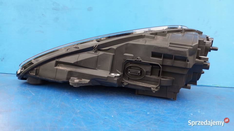 LAMPA PRAWY PRZÓD FULL LED EU 95B941010BB Lampy przednie Nowy Tomyśl