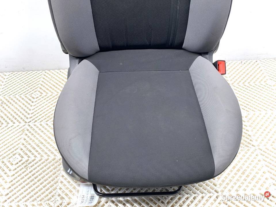FOTEL PRAWY PRZÓD FIAT DOBLO II Minivan podkarpackie