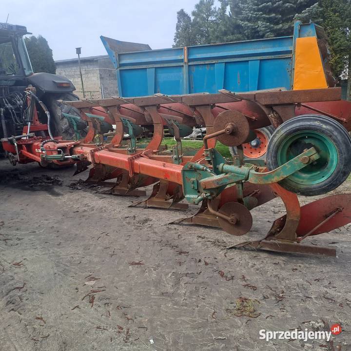 rozrzutnik rolland traktor ursus Zbuczyn