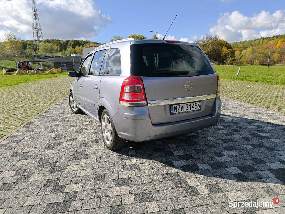 Opel ZAFIRA 18 140 GAZ 2009r wersja 7os Okazja CD Zafira Piaseczno