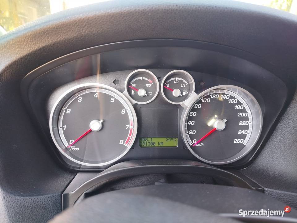 Ford Focus ST MK2 25 5R LPG czarny