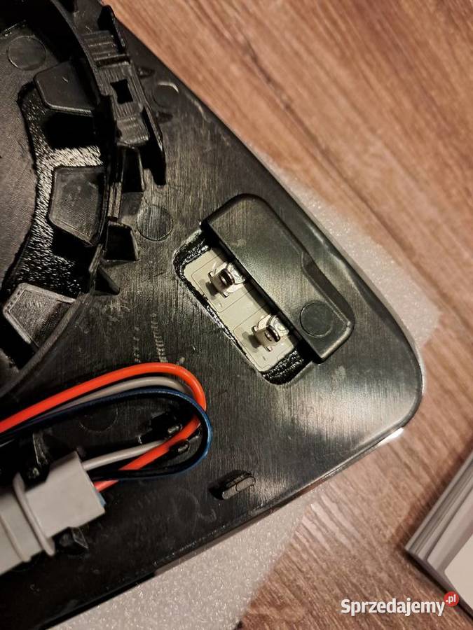 nowy grzany wkład do prawego lusterka mercedes