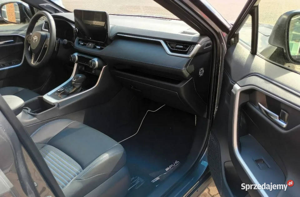 Toyota RAV4 Selection 4x4 222 Hybryda Super Szczecinek