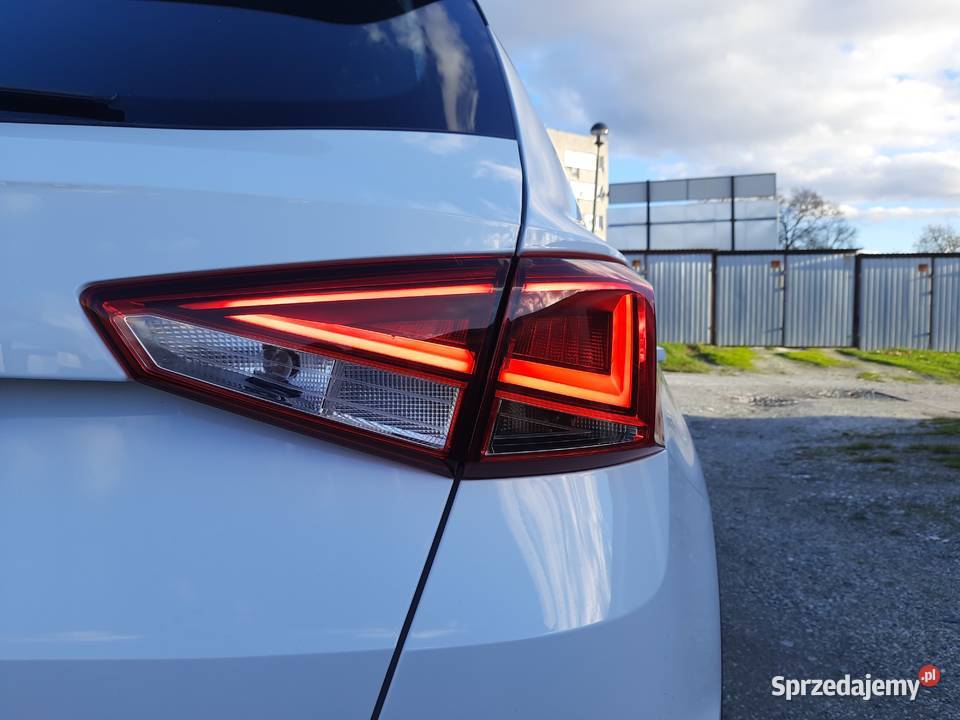 Seat Arona Xcellence 10 TSI 95 salon Polska mały dolnośląskie Bystrzyca Kłodzka