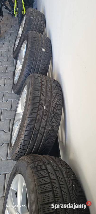Ładne kołaalufelgi 17 BMW opony zimowe Pirelli sprzedam