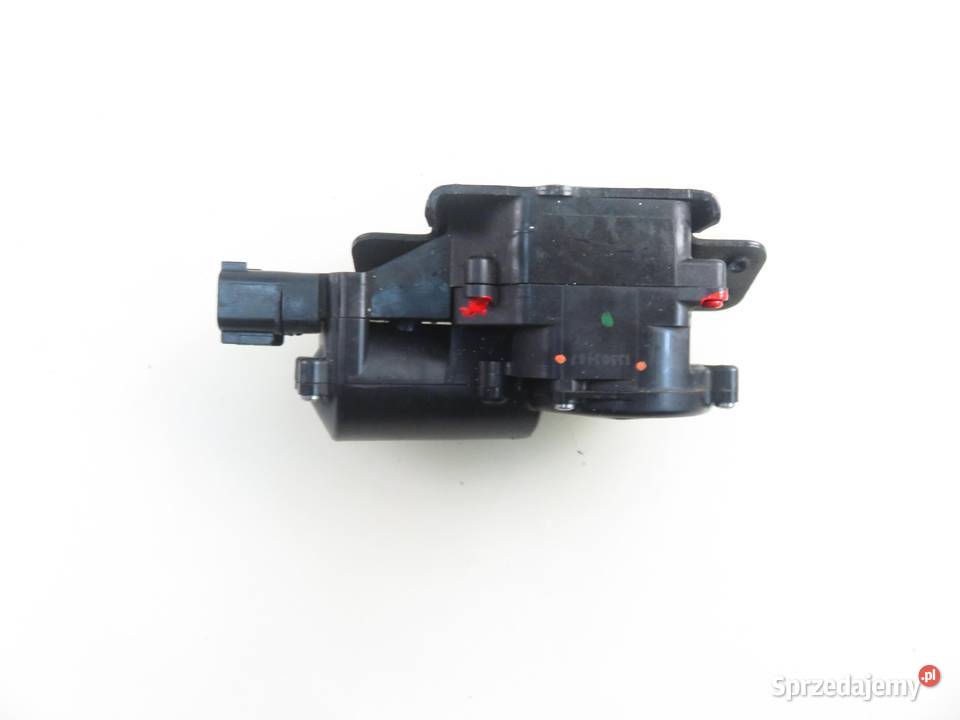 ZAMEK KLAPY OPEL INSIGNIA A 13503467 osobowe