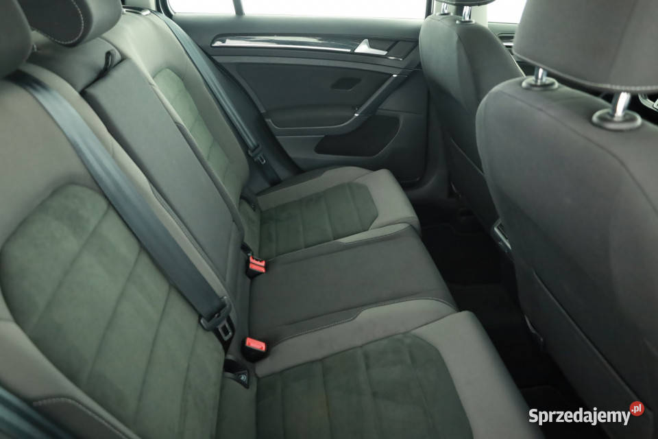 VW Golf 15 TSI Motoryzacja sprzedam