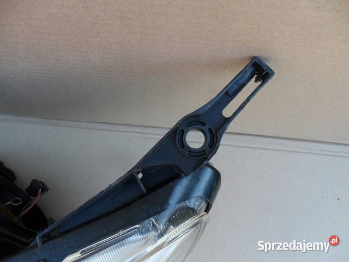 Subaru Forester 3 III SH 08 reflektor lampa lewa wielkopolskie Nowy Tomyśl