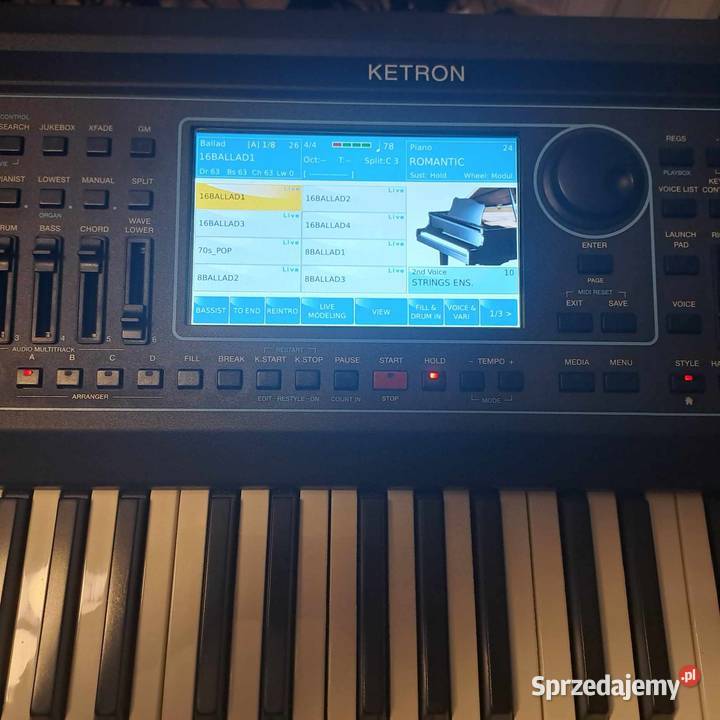 Sprzedam ketron sd 9 Instrumenty klawiszowe i MIDI lubelskie Łęczna