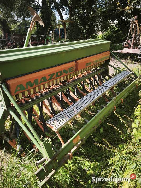 Sprzedam siewnik do zboża AMAZONE D830 SUPER 3 Siewniki i sadzarki warmińsko-mazurskie Knipy sprzedam