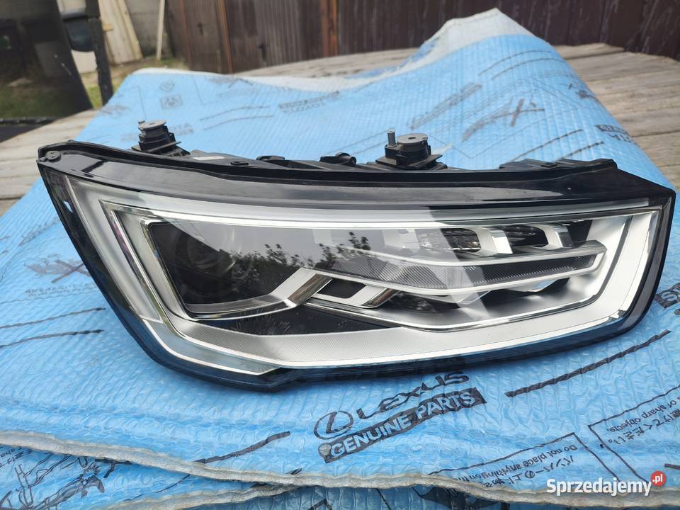 Audi A1 8X 2012lift lampa przednia prawa Łódź sprzedam