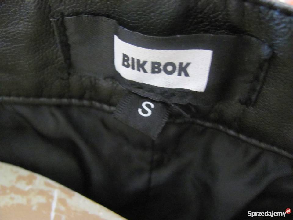 spodenki BIK BOK S czarne ozdobne zamki Zamość