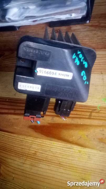 Rezystor dmuchawy Volvo V70 9166694 wyposażenie elektryczne wielkopolskie Margonin sprzedam