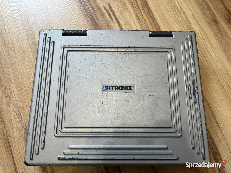 Zabytkowy laptop Itronix GoBook Pentium III Intel Pentium III, II, Pro Brzana