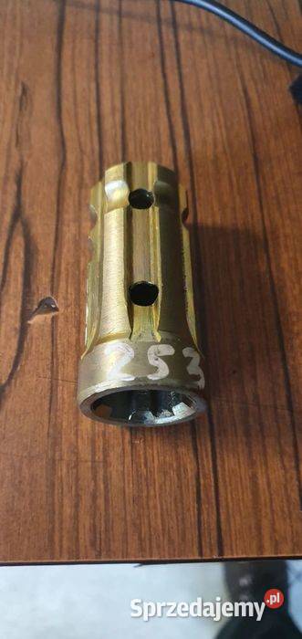 Redukcja wałka WOM 1 18 6z 1 38 6z 285mm x 35mm Dobrzyniewo Duże