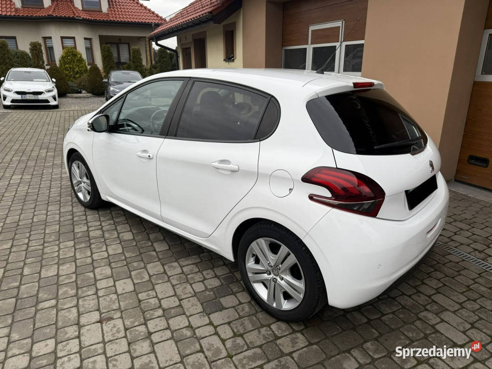 Peugeot 208 12 82 Klimatyzacja I 20122019 Samochody osobowe śląskie Orzech sprzedam