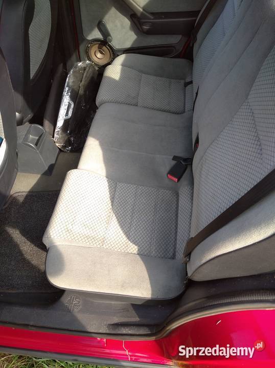 Alfa 146 16 boxerwszystkie części Poznań sprzedam