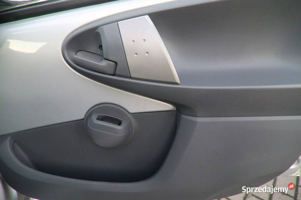 Toyota Aygo Klimatyzacja serwisowany Zarejestrowany w Polsce Opole sprzedam