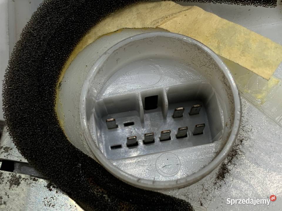 ZAMEK DRZWI LEWY PRZÓD SUZUKI SWIFT III