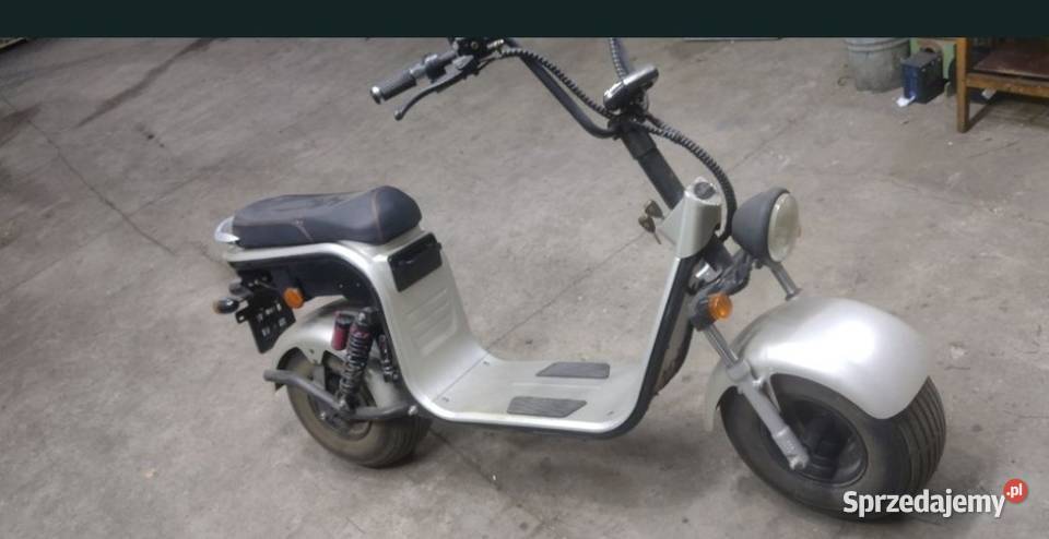 Skuter elektryczny