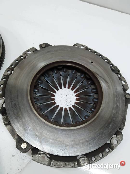 SPRZĘGŁO KOŁO DWUMASOWE 3082001703 20 CDTI Opel Rok produkcji 2009 świętokrzyskie