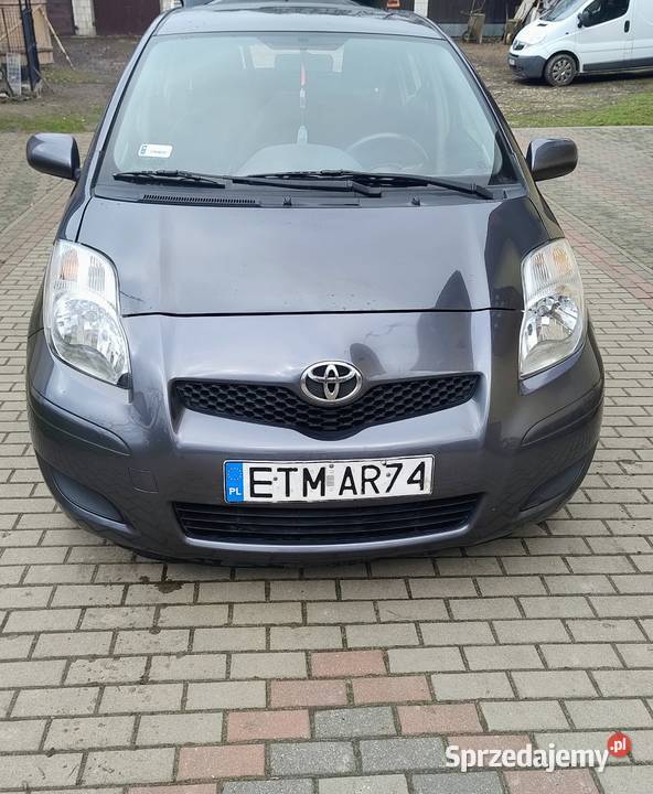 Sprzedam Toyotę Yaris sprzedam