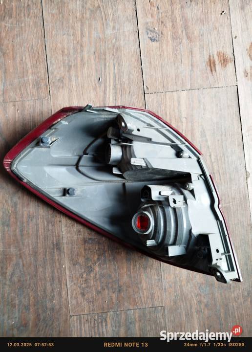 Lampa tylna prawa tył Subaru Legacy IV Łódź