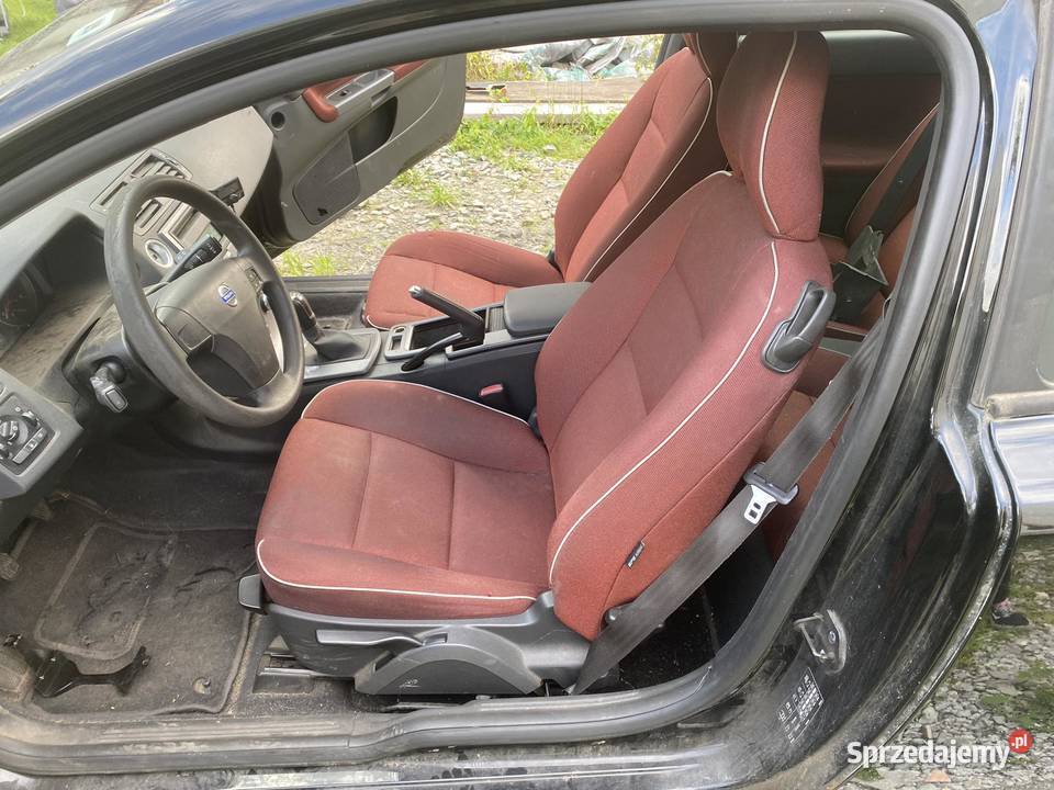 Wnętrze siedzenia Volvo c30 bordowe osobowe Jasienica sprzedam