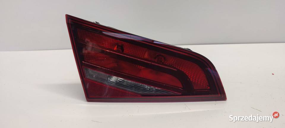 AUDI A3 8V LAMAP LEWY TYŁ 8V4945093 Listwy i nakładki dolnośląskie