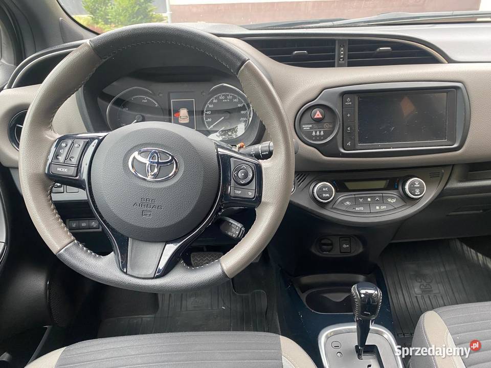 Toyota Yaris 15 benzyna HYBRYDA 116 2020r sprowadzony Opole